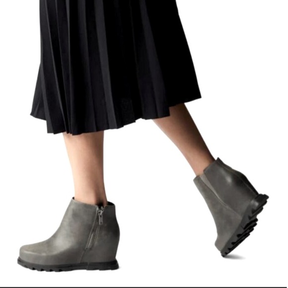 Sorel Shoes - NWB Sorel Women’s Joan Of Arctic Quarry Wedge lll Zip Boot Size 7.